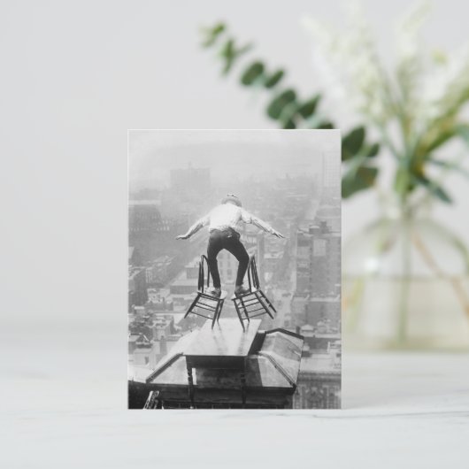 Rooftop Balancing Act, 1910 Postkarte (Stehend Vorderseite)