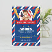 Rookie des Jahres Foto Kid's Party Einladung (Stehend Vorderseite)