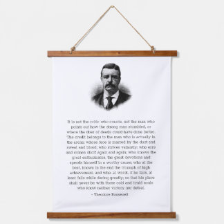 Roosevelts Mann in der Arena Wandteppich Mit Holzrahmen