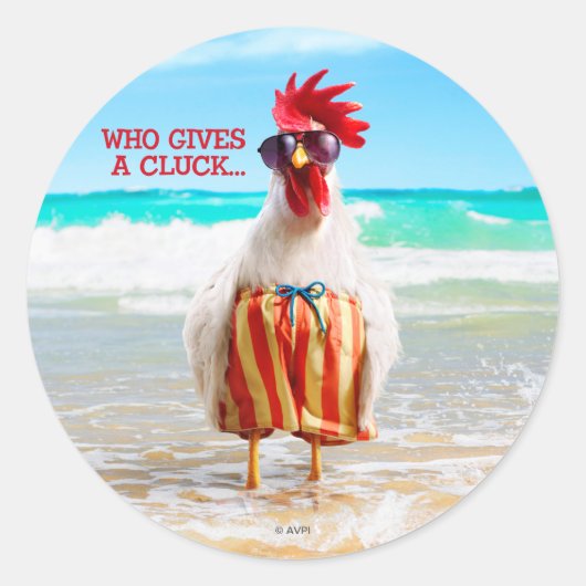 Rooster Dude Chillin' at Beach in Swim Trunks Runder Aufkleber (Vorderseite)