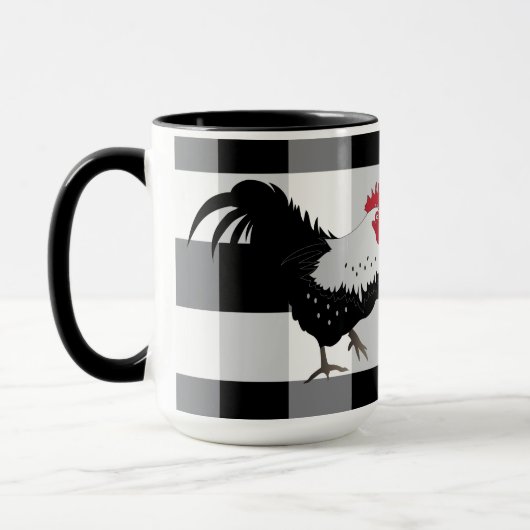 Rooster mit Schwarz-weißem Karo Kaffee Tasse (Links)