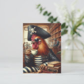 Rooster Pirate mit Kaffee in einem Buchladen Postkarte (Stehend Vorderseite)