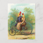 Rooster Romantic Bike Date Postkarte<br><div class="desc">Vintage Illustration von Hahn in Vintagem Kleid,  das auf einem zweisitzigen Fahrrad fährt und liebevoll in die anderen Augen schaut</div>