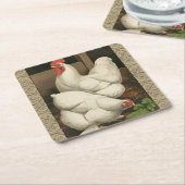 Roosters & Hen außerhalb von Hen House mit weißer Rechteckiger Pappuntersetzer (angewinkelt)