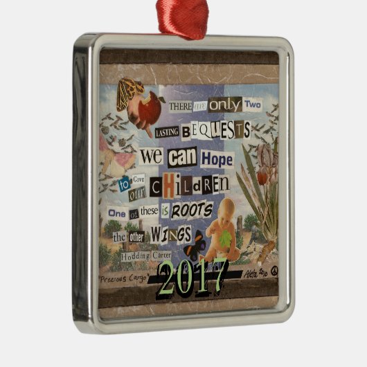 Roots & Wings benutzerdefiniertes Jahr Silbernes Ornament (Rechts)