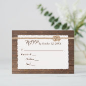 Rope Knot on Wood Wedding RSVP Karte (Stehend Vorderseite)