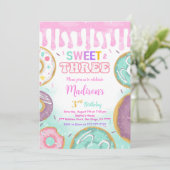 Rosa 3. Geburtstag Donut Party Einladung (Stehend Vorderseite)
