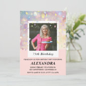 Rosa 75. Geburtstagseinladungen Confetti Foto Einladung (Stehend Vorderseite)