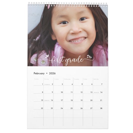 Rosa Abschluss K-12 Script FotoCollage 15 Monate Kalender (Feb 2026)