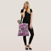 rosa Abstrakt Tasche (Am Model)