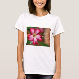 Rosa Adenium Obesum Blume alias Wüste Rose T-Shirt