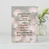 Rosa African Daisy Blume Party Einladung (Stehend Vorderseite)