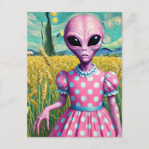 Rosa Alien in einem Polka Dotdress im Weizenfeld Postkarte
