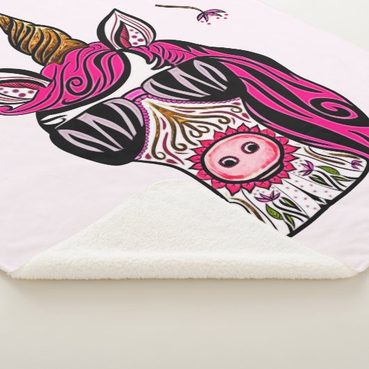 Rosa als Couture Sherpadecke (3/4)