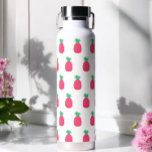 Rosa Ananas Fruchtmuster Wasser Flasche<br><div class="desc">Pink White Water Flasche mit rosa Ananas Muster und Option zum Hinzufügen von Namen. Mehr Produkte mit diesem Design sind in der folgenden Kollektion</div>