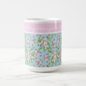 Rosa Apple Blossom auf Sky Blue, rosa Band für den Kaffeetasse (Mittel)