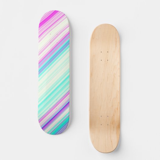 Rosa Aquamarines Lila trendy Stripmuster Skateboard (Vorderseite)