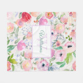 Rosa Aquarellblumen Familienname mit Monogramm Fleecedecke (Vorderseite (Horizontal))