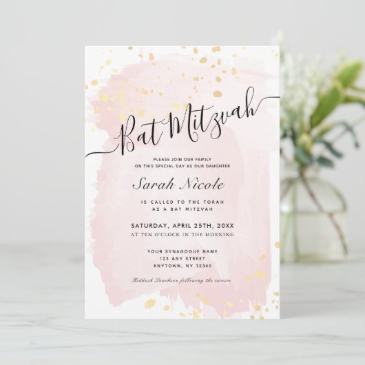 Rosa Aquarellfarbe x Gold Spritzer Bat Mitzvah Einladung (Stehend Vorderseite)
