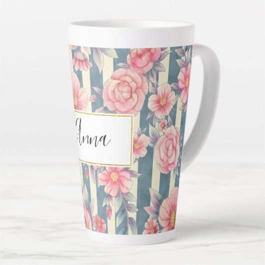 Rosa Aquarellfarben auf Streifen Milchtasse (Rechte Ecke)