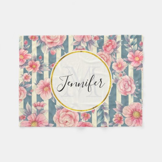 Rosa Aquarellfarben-Blume auf Streifen Monogramm Fleecedecke (Vorderseite (Horizontal))