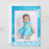 Rosa Aquarellkautschukente 1. Geburtstag Foto Einladung (Rückseite)