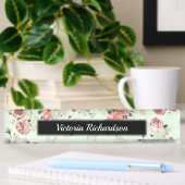 Rosa auf grüner Vintager Blüte Namensplakette