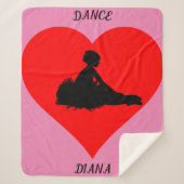 Rosa Ballerina Decke mit rotem Herz. Sherpadecke (Vorderseite)