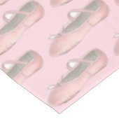 Rosa Ballettschuh Slipper Tanzlehrer Ballerina Tischdecke (Schrägansicht)