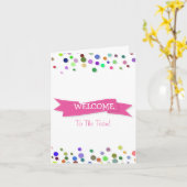 Rosa Band mit weißen Punkten an der Grenze Willkom Karte (Gelbe Blume)