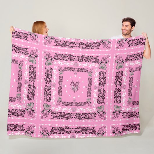 Rosa Bandana  Fleecedecke (Beispiel)