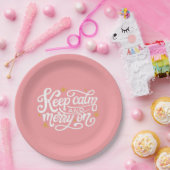 Rosa Behielt ruhig und fröhlich über Typografie Pappteller (Party)