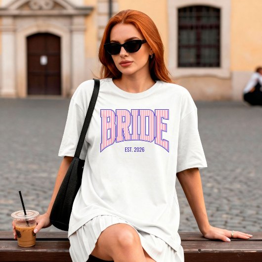 Rosa + Beige Streifen Navy Varsity BRIDE T-Shirt