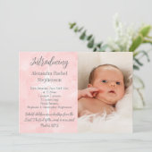 Rosa Bibel Verse Cross Baby Girl Foto Birth Ankündigung (Stehend Vorderseite)