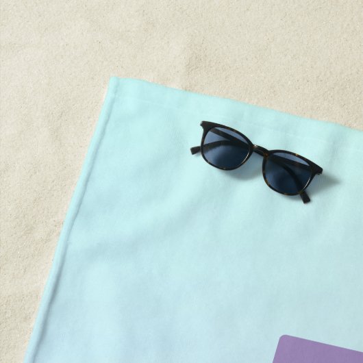 Rosa bis blaue Hintergrundfarbe Strandtuch (Beispiel)