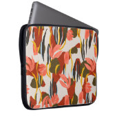 Rosa Blätter und Muster für die Effekte.  Laptopschutzhülle (Vorne Rechts)