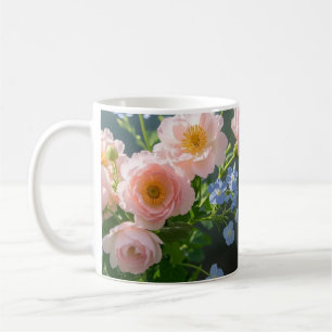 Rosa Blaue delikate Blume Kaffeetasse