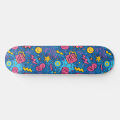 Rosa blaue Retro Y2K Schachbrett Design Skateboard (Horizontal)