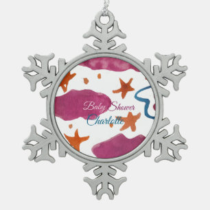 Rosa blaue Wolken Babydusche tragen den Namen Aqua Schneeflocken Zinn-Ornament