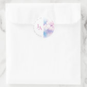 Rosa blaue Wolken Monogram Wedding Runder Aufkleber (Tasche)