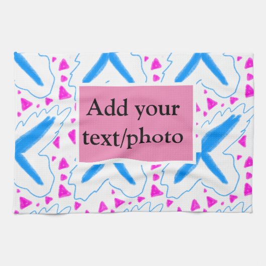 Rosa blaues Aquarellmuster fügt Namenstext hinzu Geschirrtuch (Horizontal)