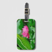 Rosa blühende Lüge im Frühling Gepäckanhänger (Vorderseite Vertikal)