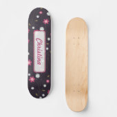 Rosa Blume Altes Schulskateboard Skateboard (Vorderseite)