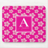 Rosa Blume auf rosa Hintergrundmonogramm Mousepad (Vorne)