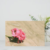 Rosa Blume Briefpapier (Stehend Vorderseite)