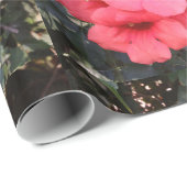Rosa Blume glänzendes Wrapping Paper Geschenkpapier (Rolleneckpunkt)