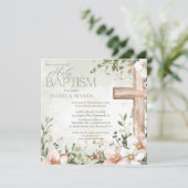 Rosa Blume im Wasserfarbenfrohen Rosa Holzkreuz Einladung (Stehend Vorderseite)