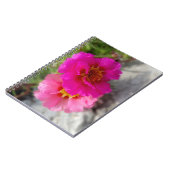 Rosa Blume in der Sonne Notizblock (Linke Seite)