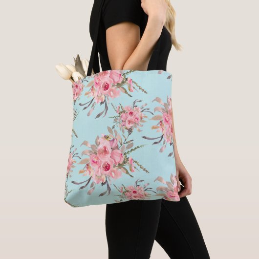 Rosa Blume in hellblau Tasche (Von Nahem)
