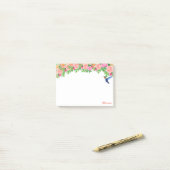 Rosa Blume, Kolibris und weiße Kalligraphie Post-it Klebezettel (Auf Schreibtisch)